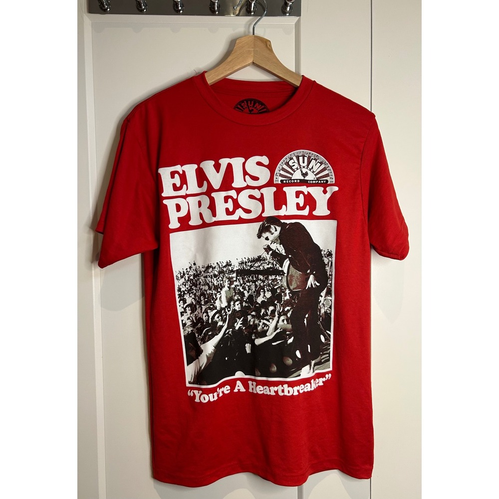 Sun Record Company Elvis Presley Red Graphic T-Shirt You're A Heartbreaker L